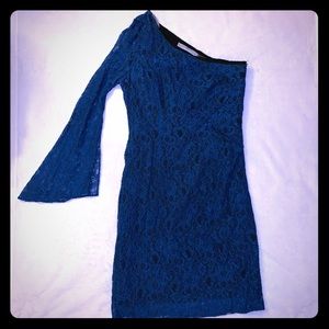 Bell sleeved bright blue lace Andrew Marc dress